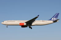 LN-RKH photo, click to enlarge LN-RKH photo, click to enlarge