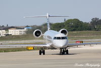 N578NN @ KSRQ - American Flight 5403 operated by PSA (N578NN) arrives at Sarasota-Bradenton International Airport following flight from Charlotte-Douglas International Airport - by Donten Photography