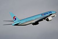 HL7574 @ YVR - KE72 on the way to Incheon.