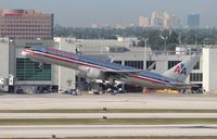 N625AA @ MIA - American - by Florida Metal
