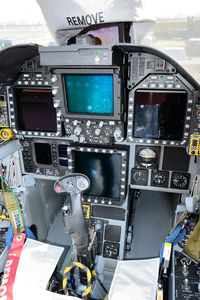 J-5002 @ LSMP - Hornet Cockpit presented on Media day due STABANTE exercise. Note the white cover for the seat. And yes, the display's need a wash ;) Swiss modification called 'Upgrade 25' includes new cockpit displays for supporting Raytheon’s ASQ-228 ATFLIR pod. - by Grimmi