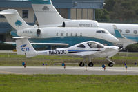 N625DC @ FXE - Waiting to taxi - by Bruce H. Solov
