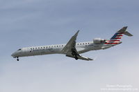 N562NN @ KSRQ - American Flight 5139 operated by PSA (N562NN) arrives at Sarasota-Bradenton International Airport following flight from Charlotte-Douglas International Airport - by Donten Photography