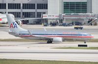 N802NN @ MIA - American - by Florida Metal