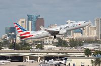N807NN @ FLL - American