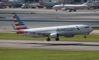 N809NN @ MIA - American
