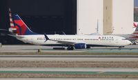 N842DN @ LAX - Delta