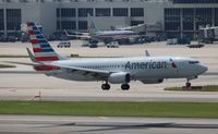 N844NN @ MIA - American