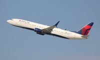 N845DN @ LAX - Delta - by Florida Metal