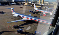 N955U @ KDFW - Gate A37 DFW - by Ronald Barker