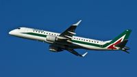 EI-RNB @ EDDL - Alitalia CityLiner, is here departing at Düsseldorf Int'l(EDDL) - by A. Gendorf