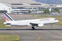 F-HBNE @ LFBO - Airbus A320-214, Landing rwy 14R, Toulouse-Blagnac Airport (LFBO-TLS) - by Yves-Q