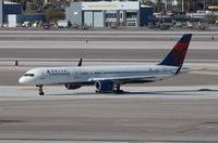 N900PC @ KLAS - Boeing 7757-200 - by Mark Pasqualino