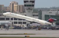 N908DE @ MIA - Delta