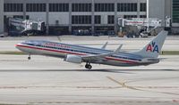 N916NN @ MIA - American - by Florida Metal