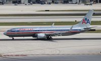 N920AN @ MIA - American - by Florida Metal