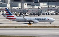 N923NN @ MIA - American