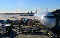 N544UW @ KCLT - At the gate CLT - by Ronald Barker