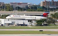 N985AT @ FLL - Delta - by Florida Metal