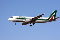 EI-EIE @ EKCH - EI-EIE landing rw 22L - by Erik Oxtorp