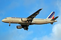 F-GFKS @ EGLL - Airbus A320-211 [0187] (Air France) Home~G 29/12/2007. On approach 27R. - by Ray Barber
