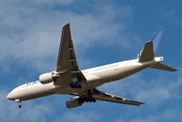 N225UA @ EGLL - Boeing 777-222ER [30554] (United Airlines) Home~G 10/10/2014. On approach 27R. - by Ray Barber