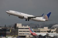 N37468 @ LAX - United - by Florida Metal