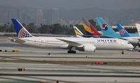 N38955 @ LAX - United