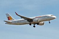 EC-LYM @ EGLL - Airbus A320-216(SL) [5815] (Iberia Express) Home~G 02/06/2015. On approach 27L. - by Ray Barber