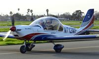 N712MF @ KRHV - Locally-based 2006 Sportstar taxing out for departure at Reid Hillview Airport, San Jose, CA. - by Chris Leipelt