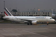 F-HBNB @ LFPG - Taxiing - by micka2b