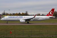 TC-JSS @ EETN - Turkish Airlines (THY/TK)