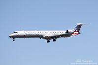 N561NN @ KSRQ - American Flight 5403 operated by PSA (N561NN) arrives at Sarasota-Bradenton International Airport following flight from Charlotte-Douglas International Airport - by Donten Photography