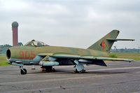 905 @ EDBG - Mikoyan-Gurevich Lim-5 [1C-08-20] (Ex East German Air Force) Berlin-Gatow~D 15/05/2004