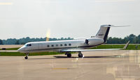 N885KT @ KLEX - Taxi Lexington