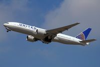 N77014 @ LLBG - Flight to Newark after T/O runway 26. - by ikeharel