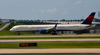 N586NW @ KATL - Landing Atlanta - by Ronald Barker