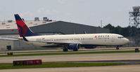 N803DN @ KATL - Taxi to park Atlanta - by Ronald Barker