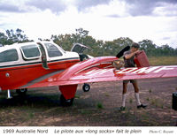 VH-DMF - During a geophysical Survey  in tne Northern Territory by CGG (Compagnie Générale de Géophysique) - by Claude Royant