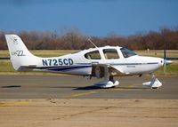 N725CD @ KDTN - At Downtown Shreveport. - by paulp