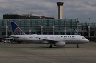 N448UA @ KORD - Airbus A320 - by Mark Pasqualino