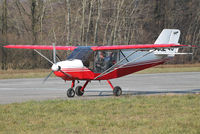OO-E40 @ EBUL - Taxiing. - by Raymond De Clercq
