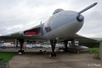 XM594 @ X4WT - Preserved at the Newark Air Museum, Winthorpe, Nottinghamshire. X4WT - by Clive Pattle