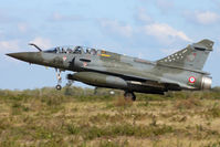 680 @ LFKS - Landing - by micka2b