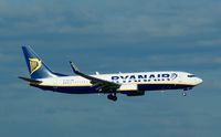EI-EPE @ EDDK - Ryanair, is here on short finals at Köln / Bonn Airport(EDDK) - by A. Gendorf