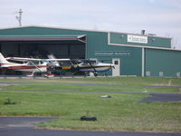 N311HP @ I69 - Cessna 182S - by Christian Maurer