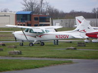 N32GV @ I69 - Cessna 172M - by Christian Maurer