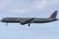 OE-LEW @ LMML - Runway 31 - by Roberto Cassar