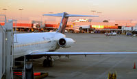 N939DL @ KATL - At the gate Atlanta - by Ronald Barker