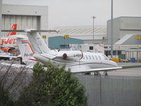 G-PEER @ EGGW - at luton - by magnaman